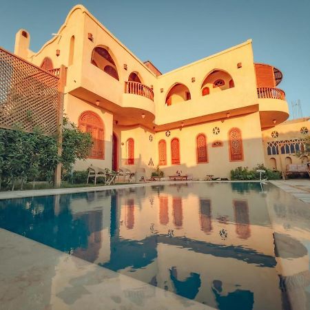 Tunis Palace - Al Fayyūm Buitenkant foto